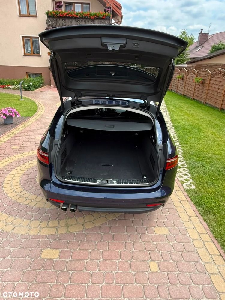 Jaguar XF 2.0 i4D AWD Prestige - 15