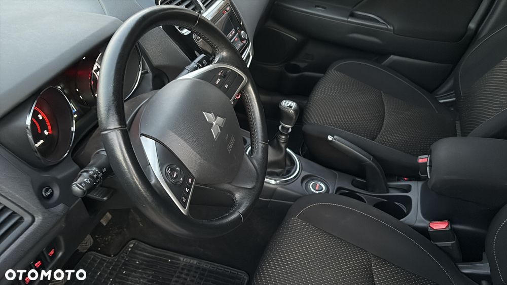 Mitsubishi ASX 1.8 DID Invite 4WD AS&G - 11