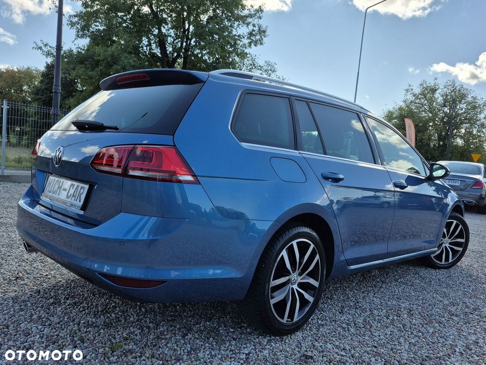 Volkswagen Golf - 33