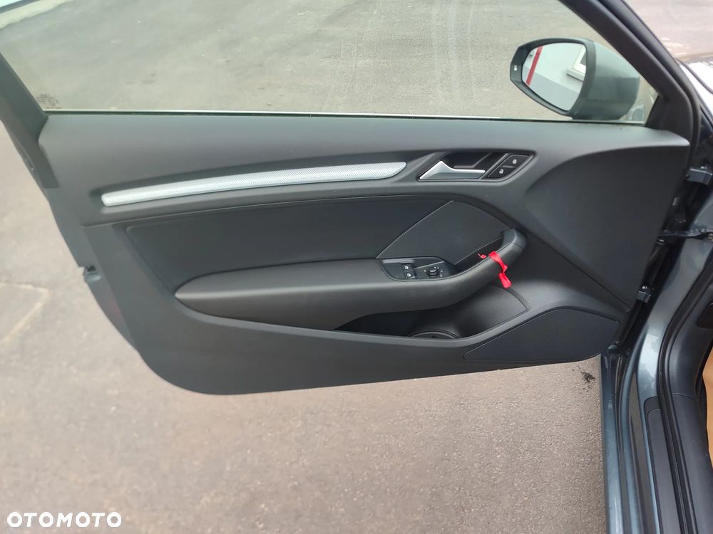 Audi A3 3-drzwiowe 1.4 TFSI Ambition - 12