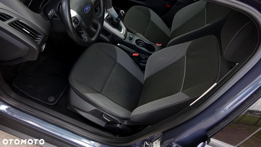 Ford Focus 1.6 Gold X (Edition) - 4