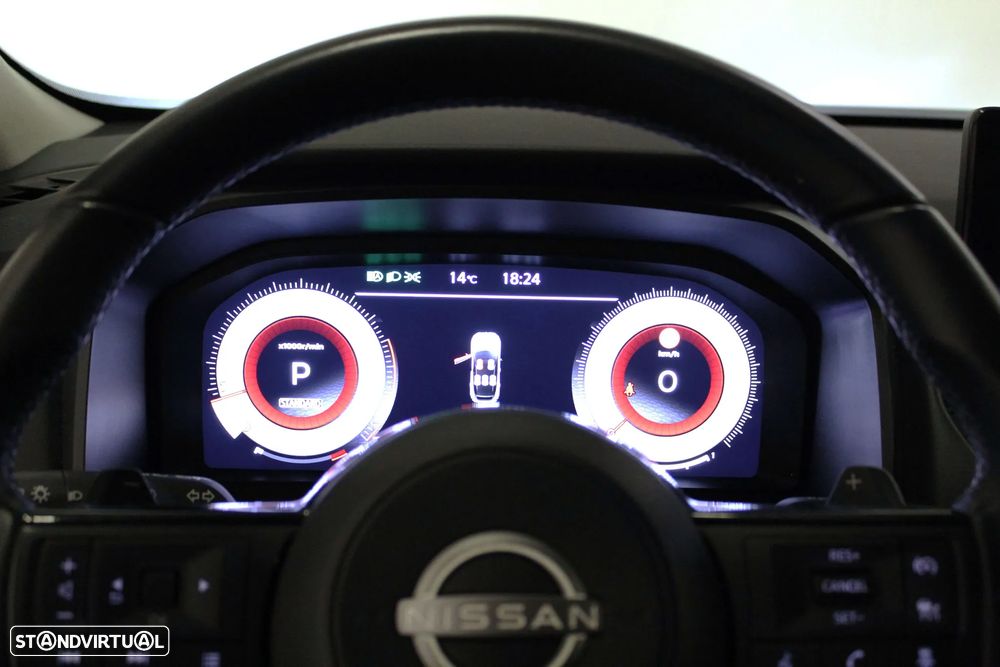 Nissan Qashqai 1.3 DIG-T N-Connecta LED Xtronic - 11