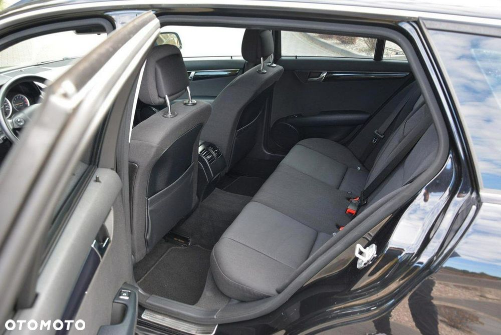 Mercedes-Benz Klasa C 180 Kompressor Elegance - 17