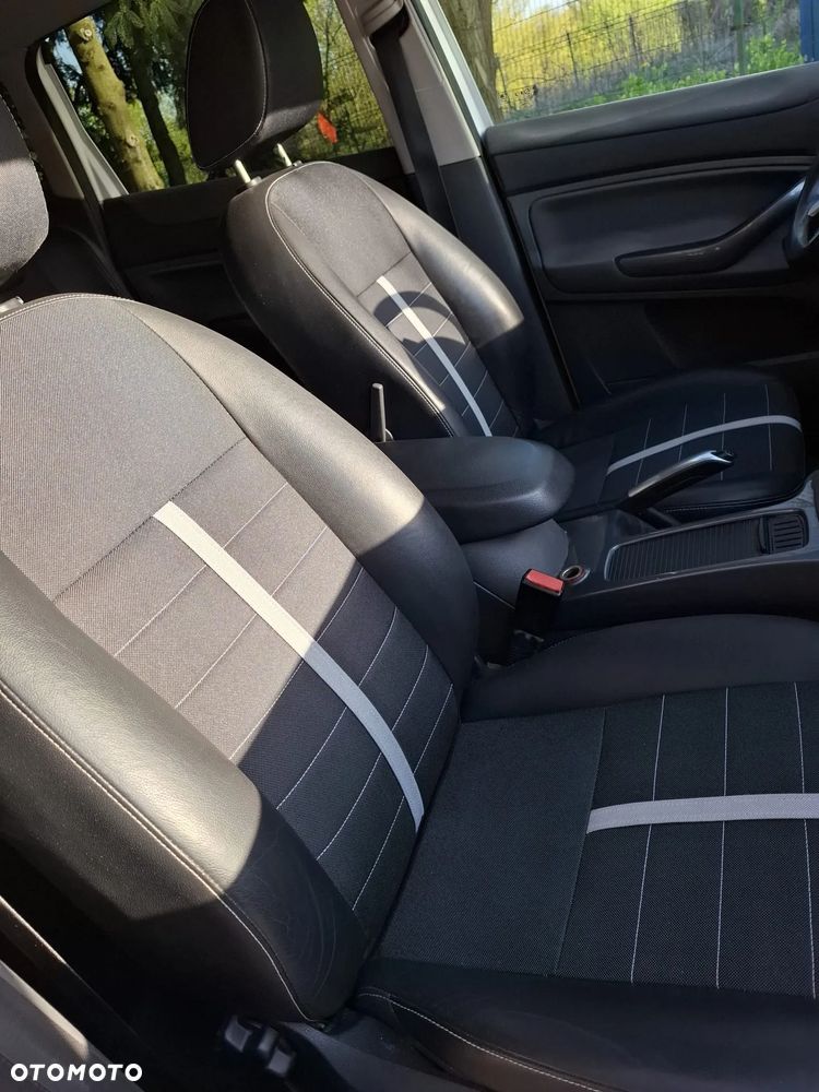 Ford Kuga 2.0 TDCi 4x4 Titanium - 9