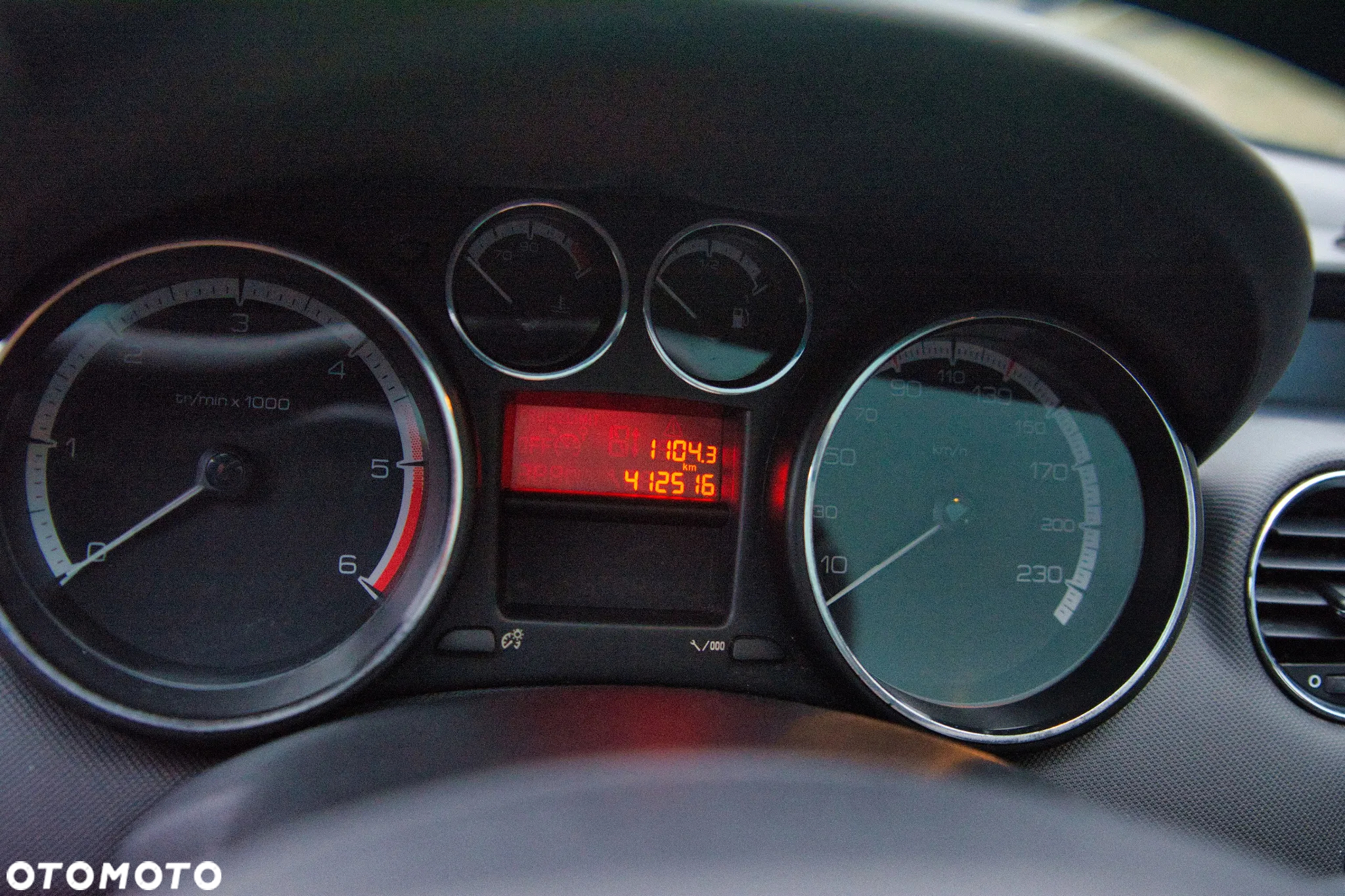 Peugeot 308 1.6 HDi Premium - 13