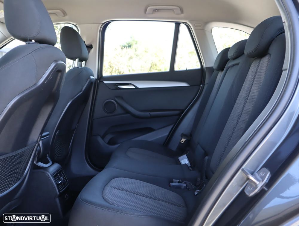 BMW X1 16 d sDrive Auto - 24