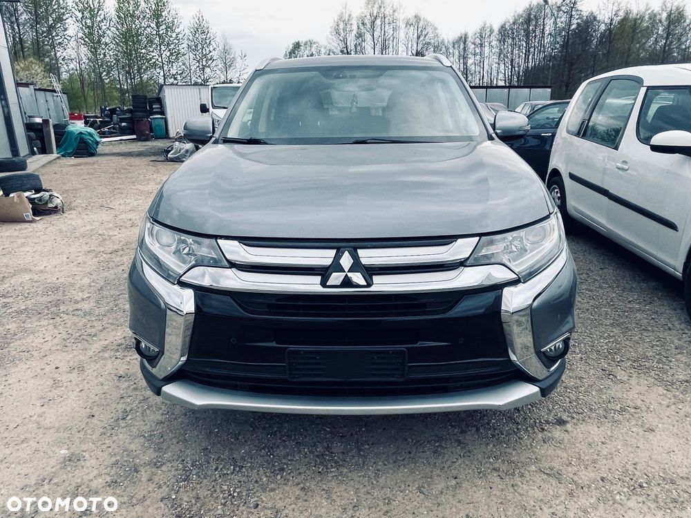 Mitsubishi Outlander 2.2 DID Intense + 4WD - 6