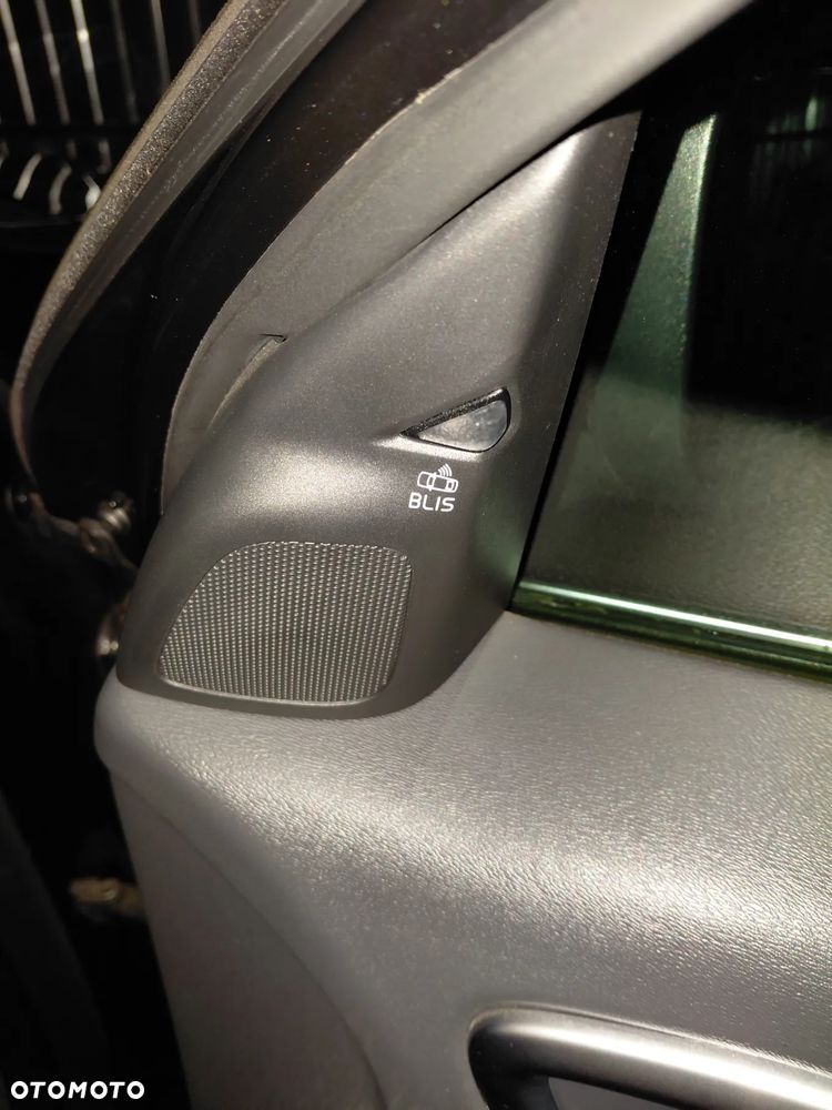 Volvo V60 D4 Geartronic Summum - 13