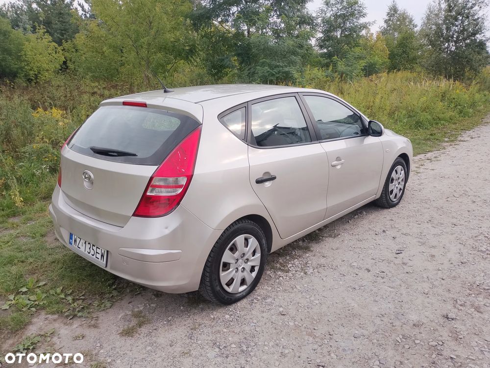 Hyundai i30 1.6 CRDi Classic + - 2