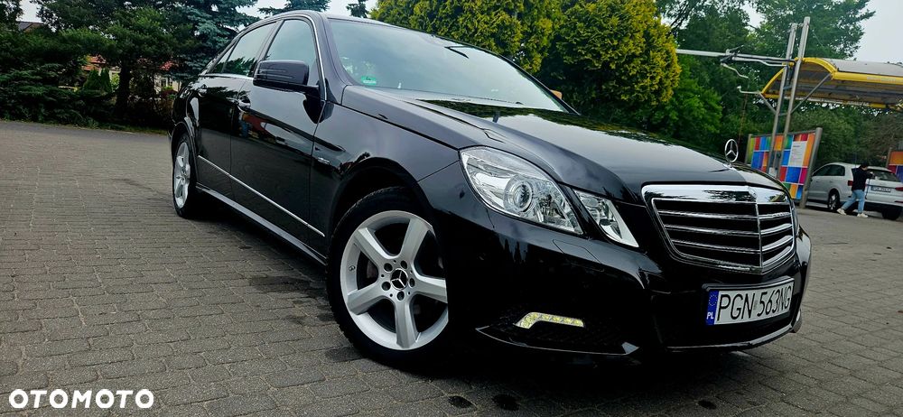 Mercedes-Benz Klasa E 200 CGI BlueEFFICIENCY 7G-TRONIC Avantgarde - 7