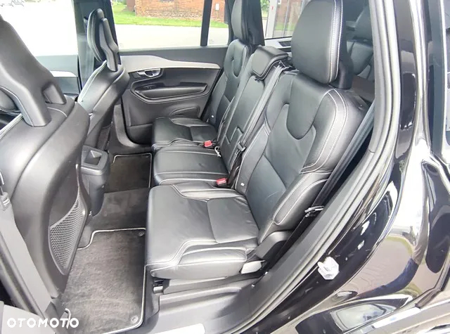 Volvo XC 90 D5 AWD R-Design 7os - 29