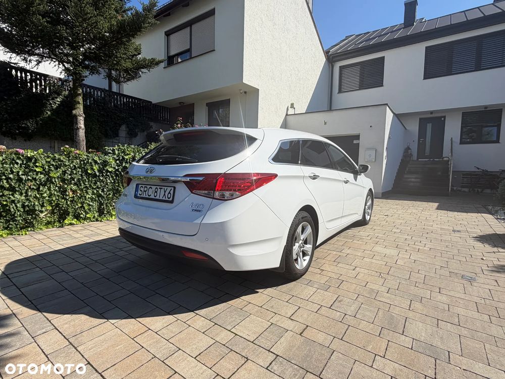 Hyundai i40 1.7 CRDi Comfort + - 5