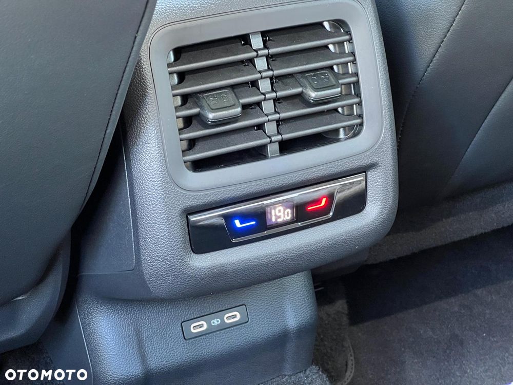 Volkswagen T-Roc 1.5 TSI Style DSG - 36