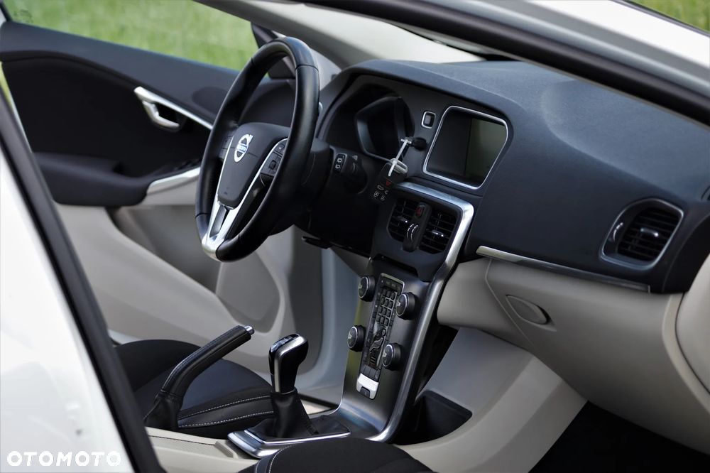 Volvo V40 - 22
