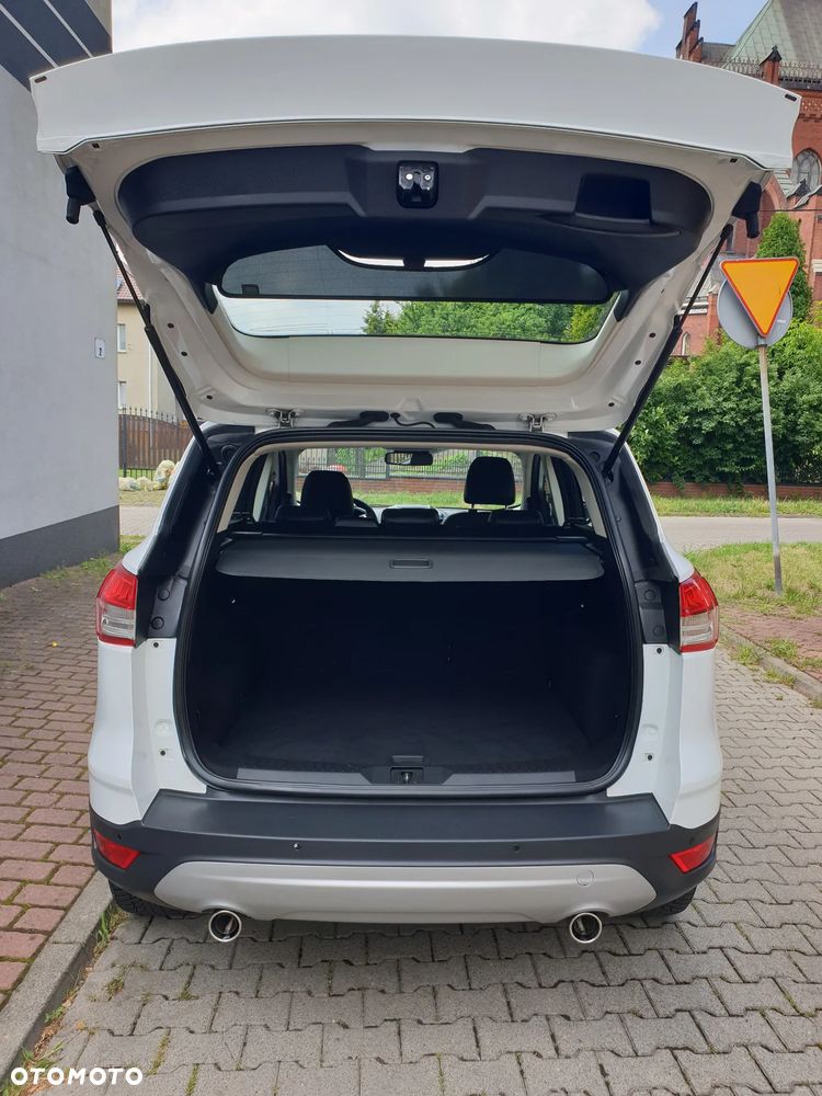 Ford Kuga 2.0 TDCi 4x4 Titanium - 38