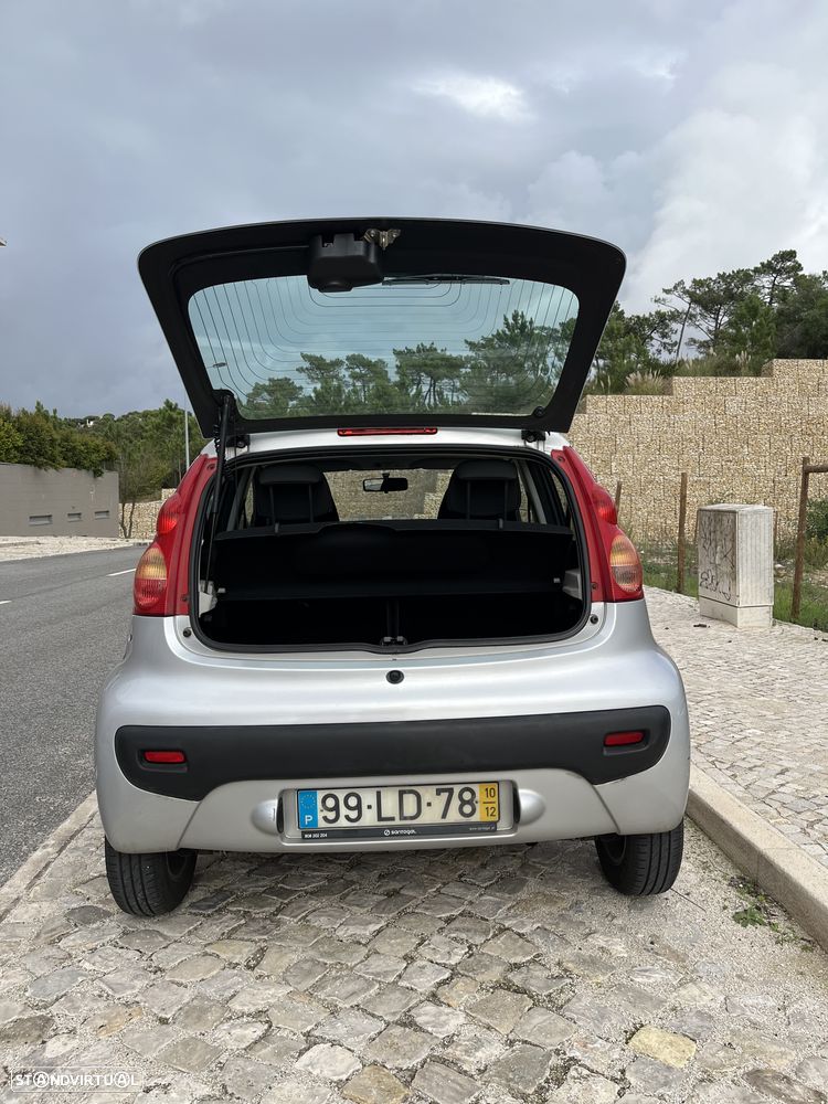 Peugeot 107 1.0 Black&Silver - 19