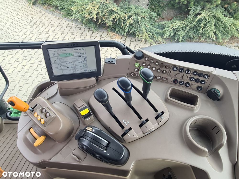 John Deere 6140R - 15