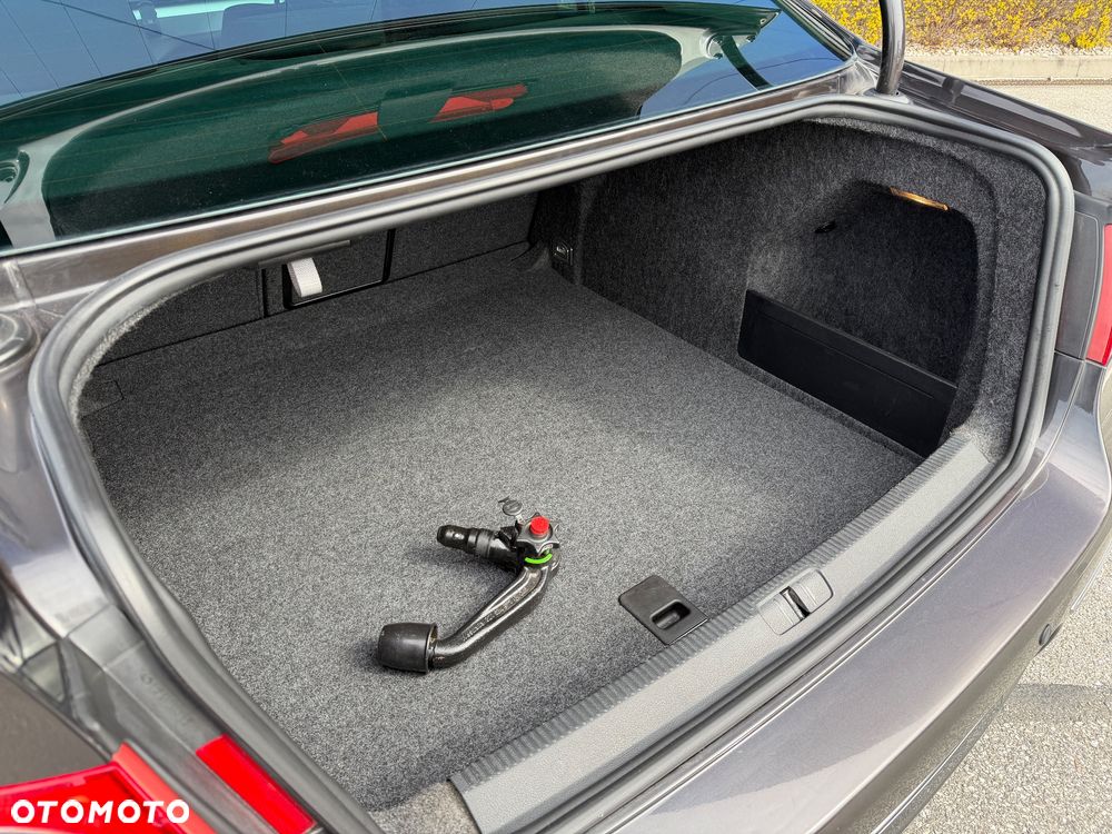 Volkswagen Passat 1.4 TSI Comfortline - 22