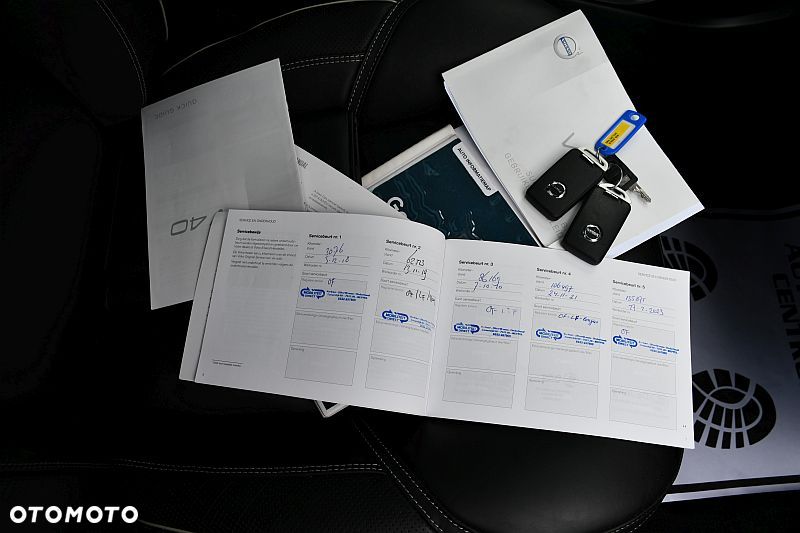 Volvo V40 T4 Geartronic RDesign - 38
