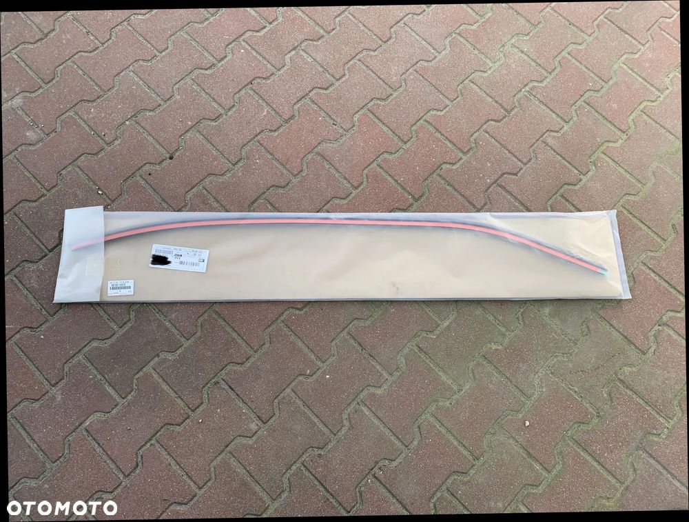 TOYOTA COROLLA E21 2019- USZCZELKA PRZEDNIEJ SZYBY CZOŁOWEJ PRZÓD LISTWA - 1