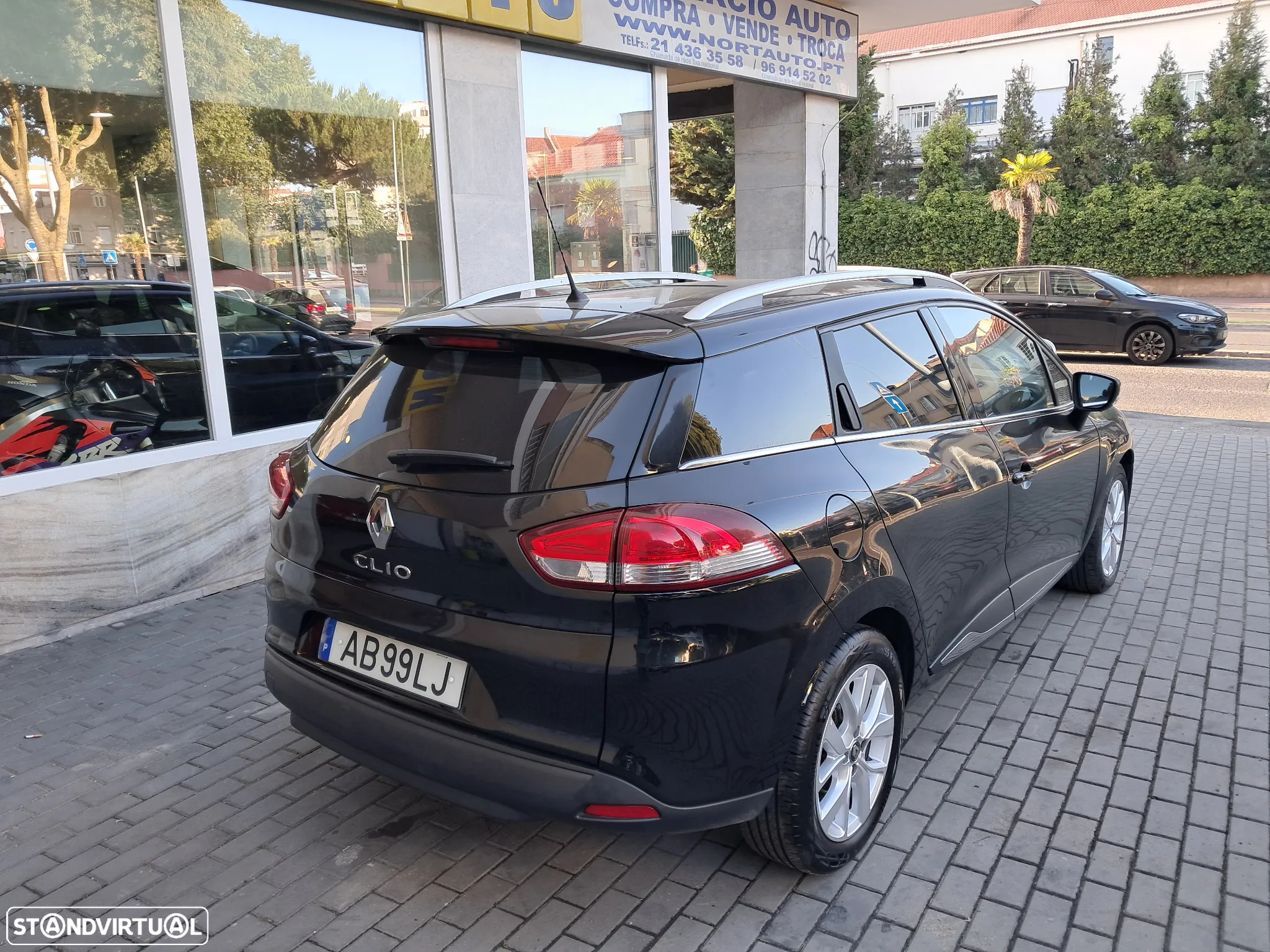 Renault Clio Sport Tourer 0.9 TCe Limited - 3
