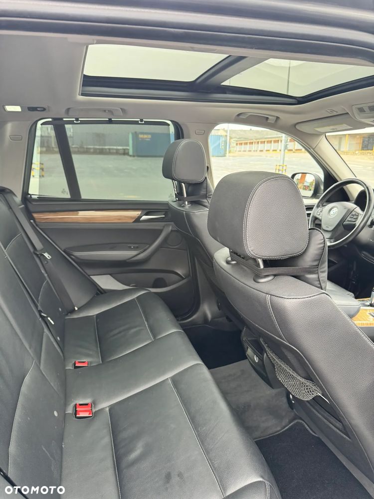 BMW X3 28i xDrive - 12