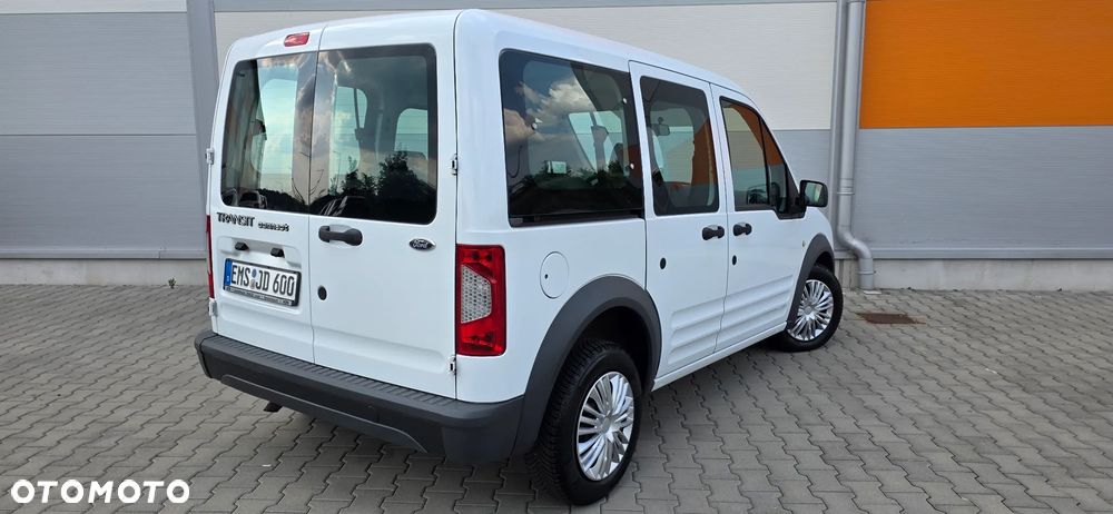 Ford Transit Connect - 4