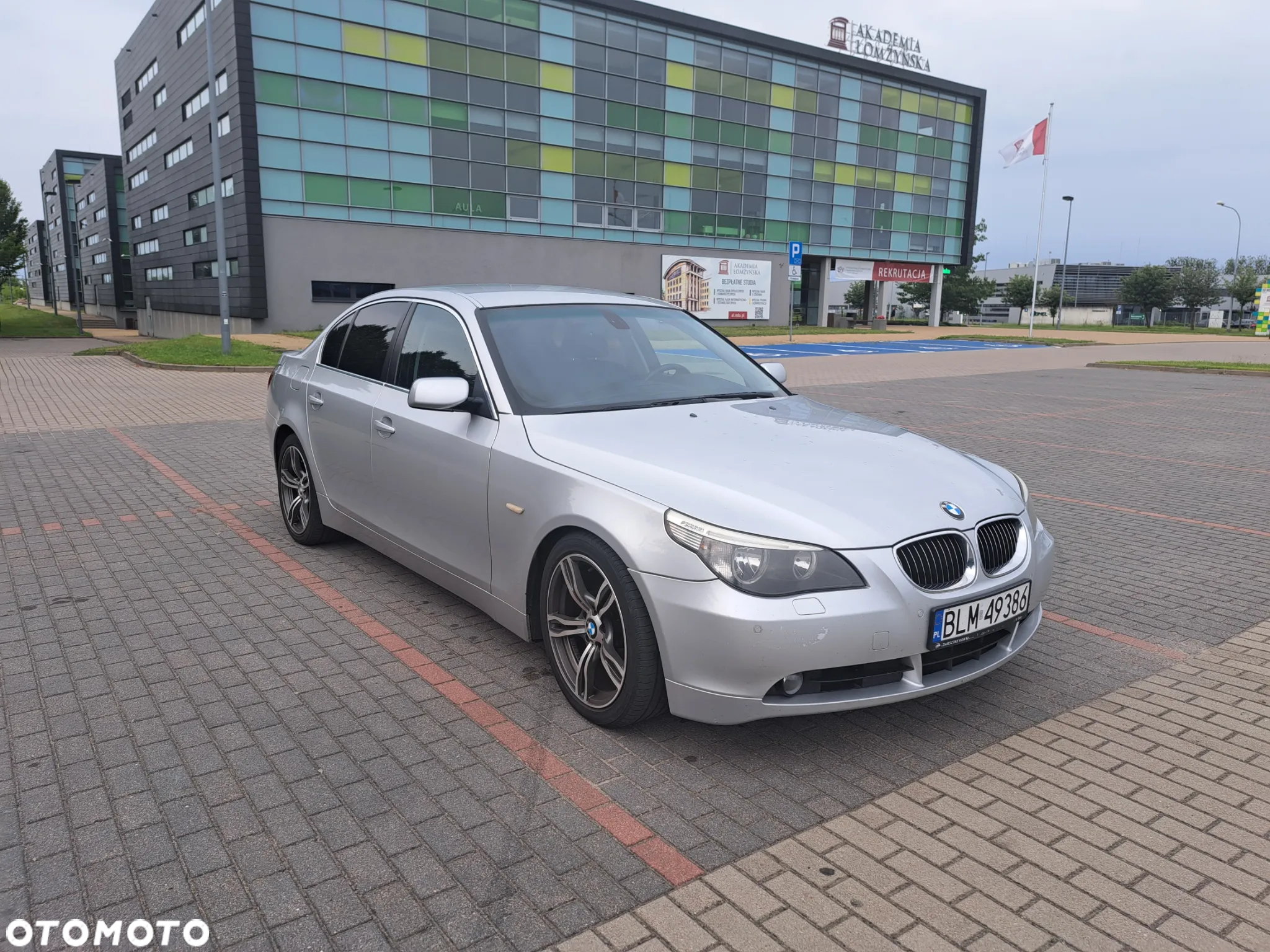 BMW Seria 5 525d - 4