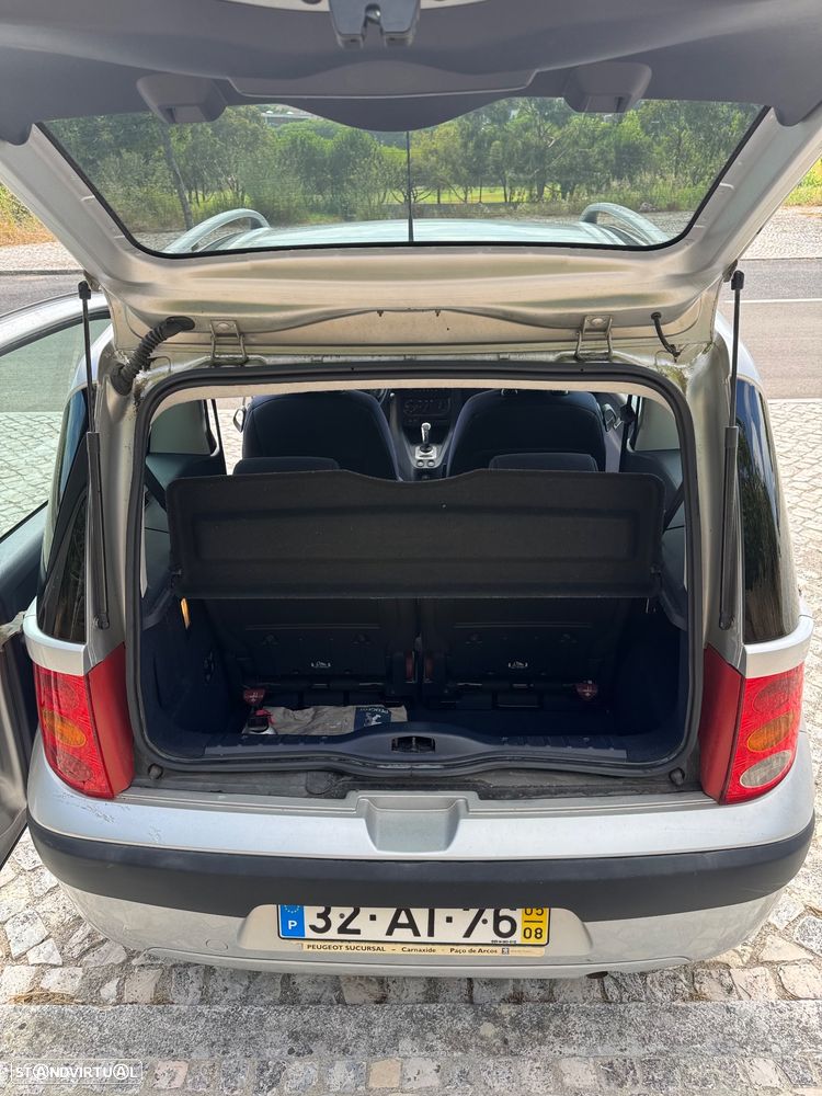 Peugeot 1007 - 11