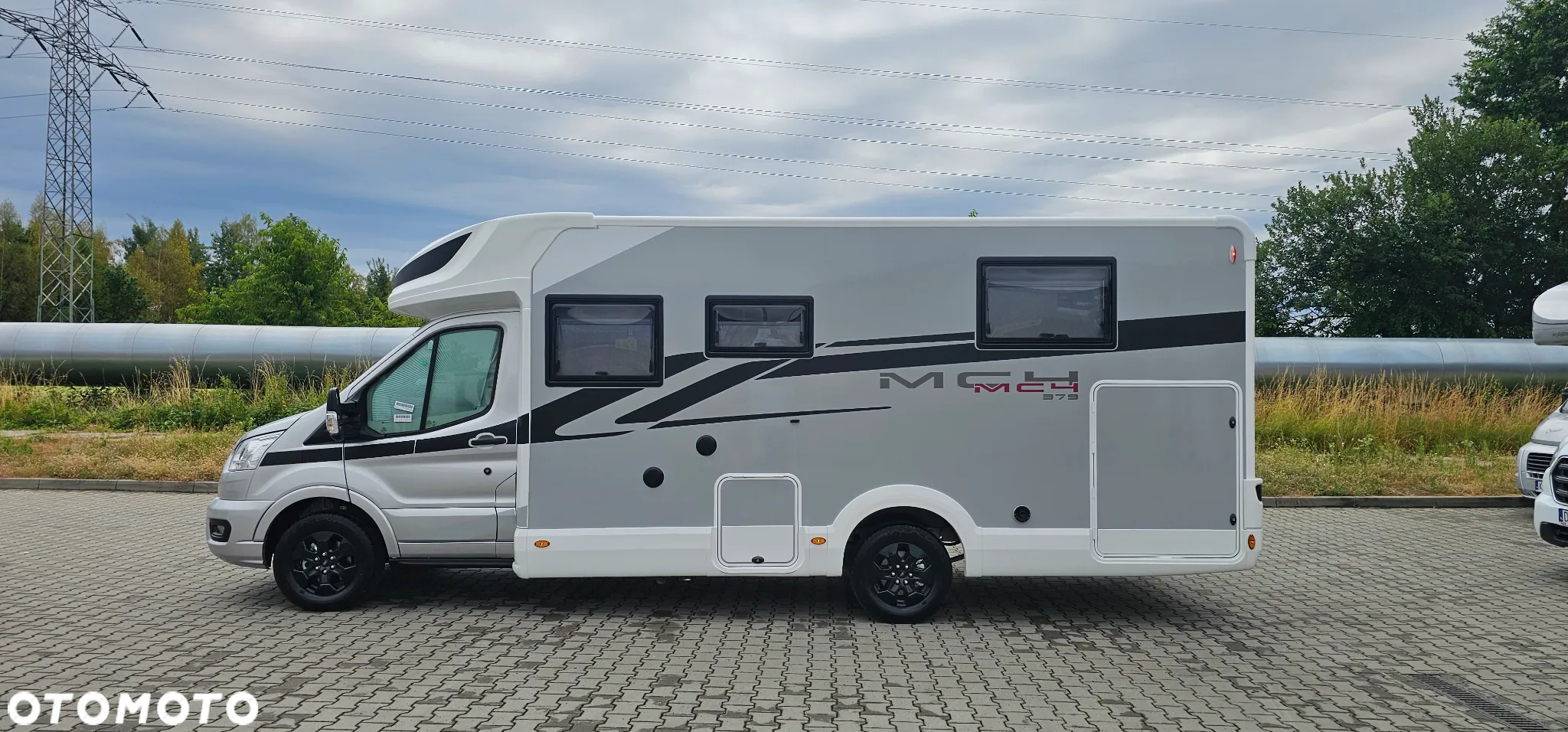 McLOUIS Mc4 379, Łóżko królewskie - 6