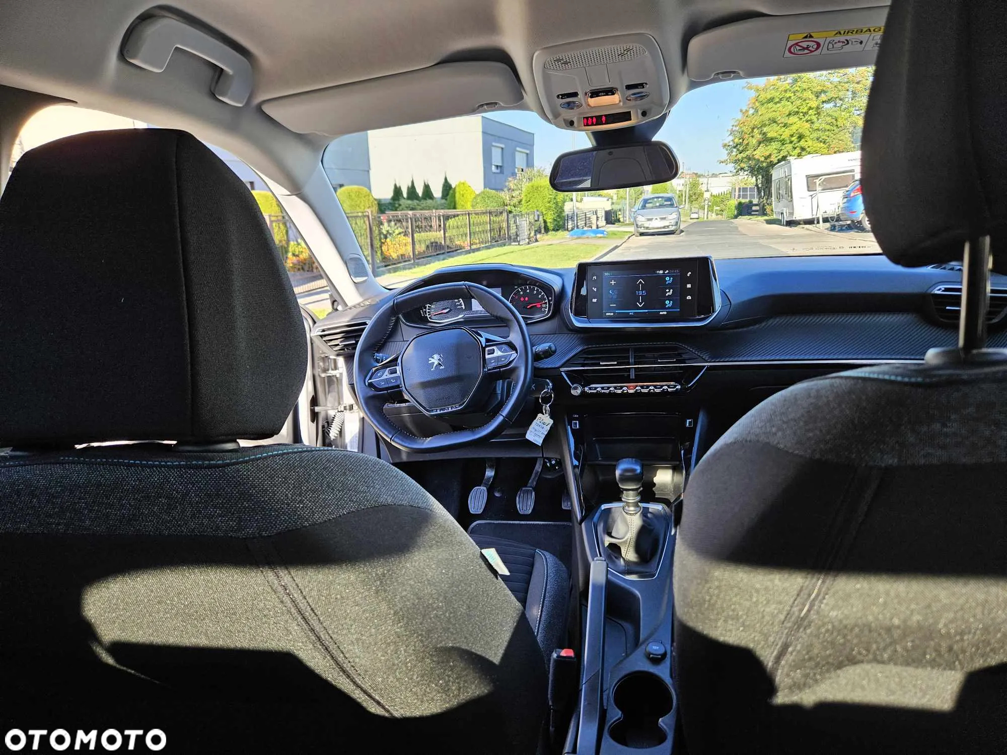 Peugeot 2008 - 17