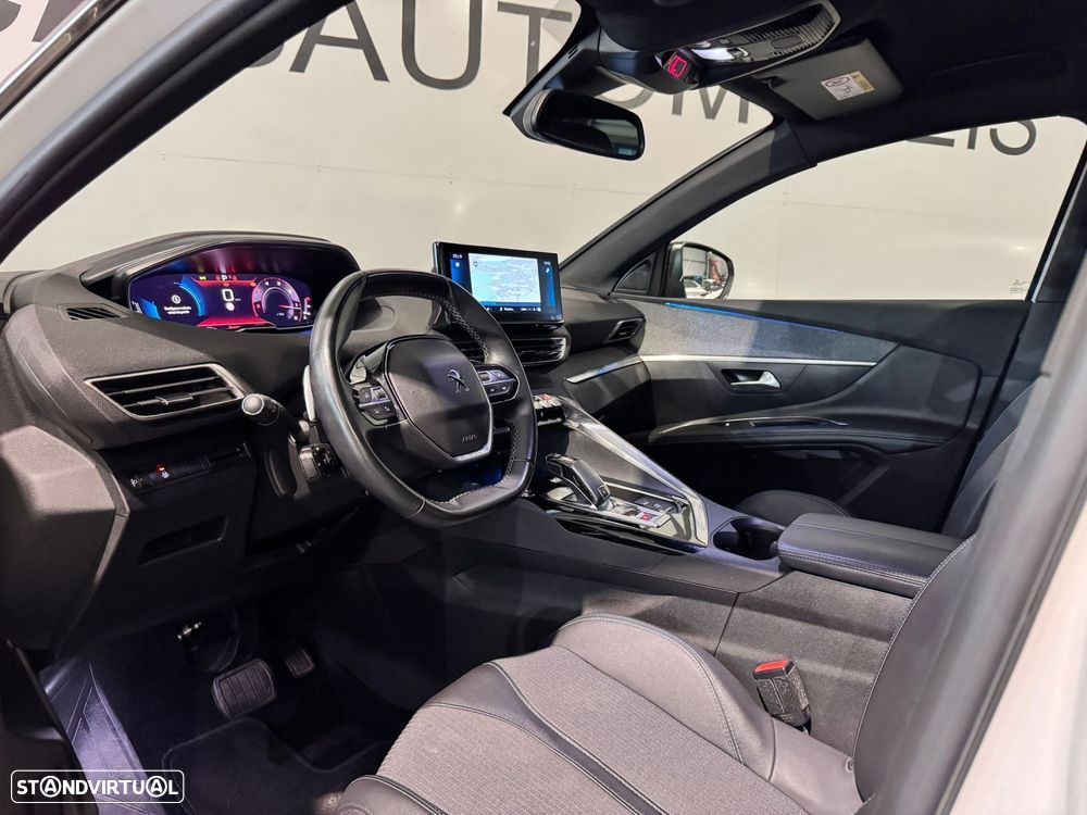 Peugeot 3008 1.5 BlueHDi Allure Pack EAT8 - 24