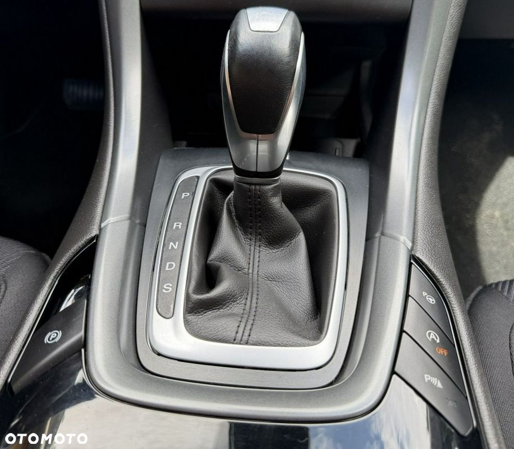 Ford Mondeo - 18