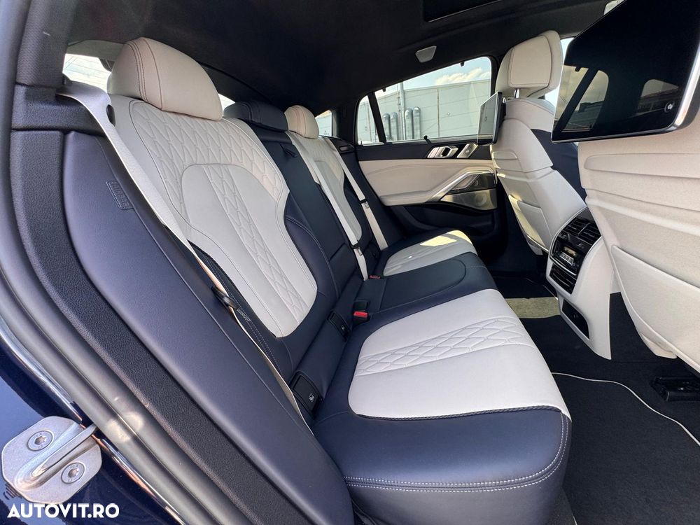 BMW X6 xDrive40i AT MHEV - 19