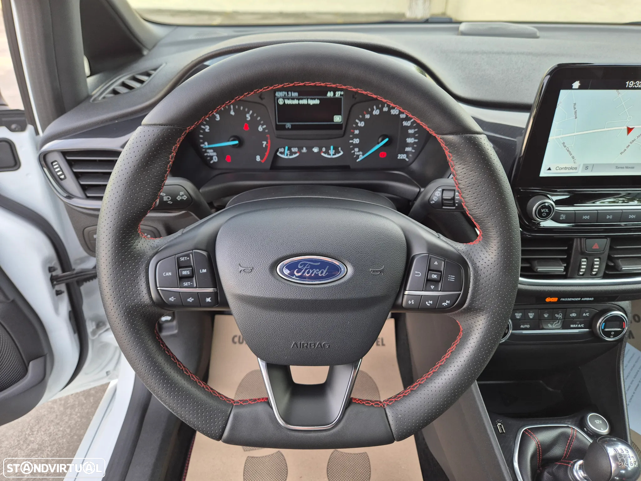 Ford Fiesta 1.0 T EcoBoost STLine - 22