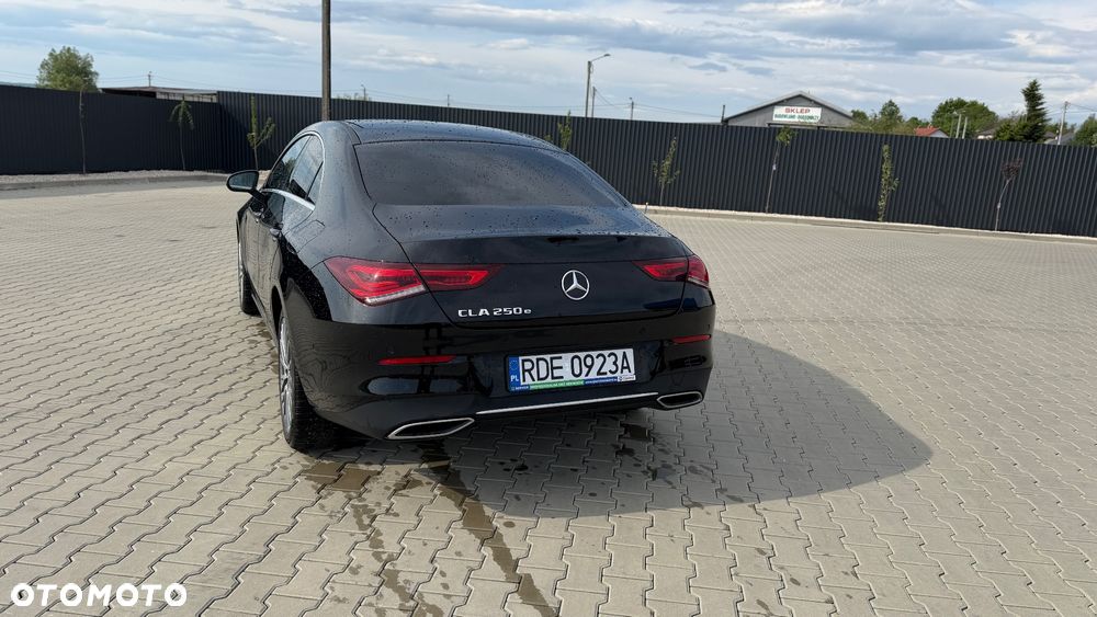 Mercedes-Benz CLA 250 e 8G-DCT Edition 2021 - 13
