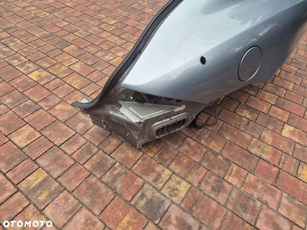 blotnik prawy tyl jaguar xk x150 - 2