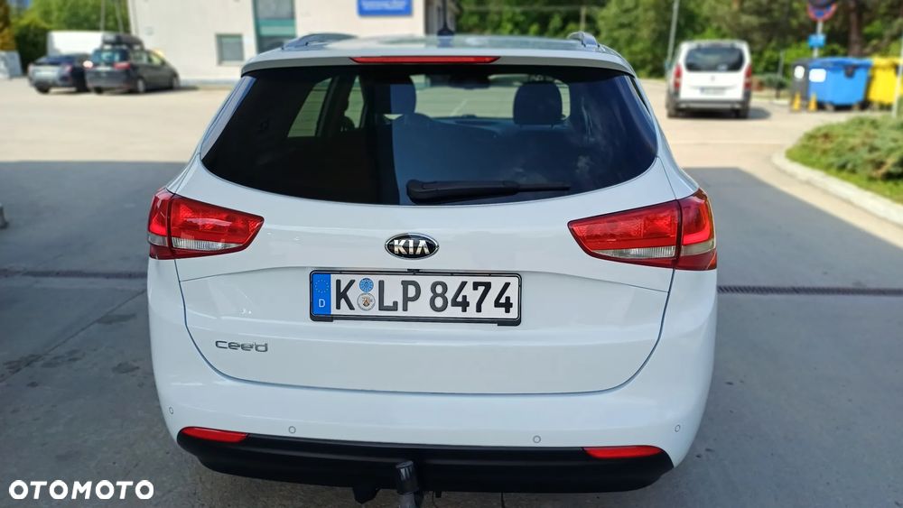 Kia Ceed 1.6 CRDi 136 ISG Platinum Edition - 7