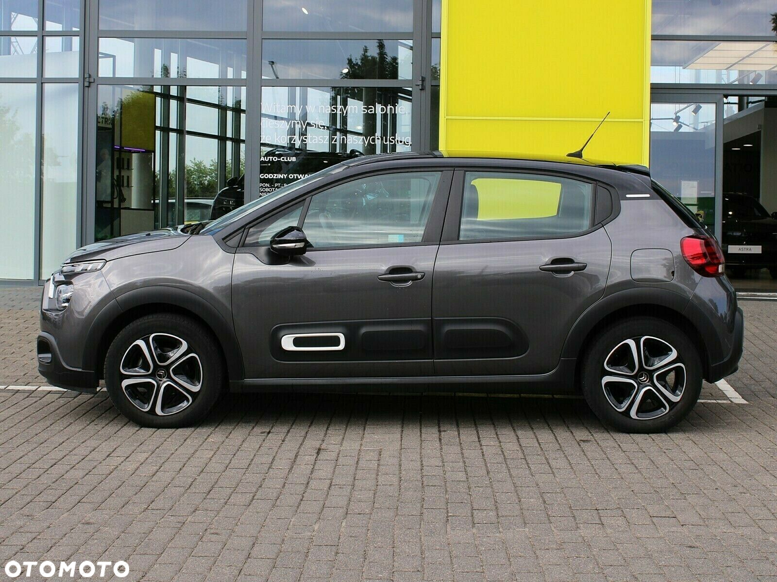 Citroën C3 1.2 PureTech Shine - 10