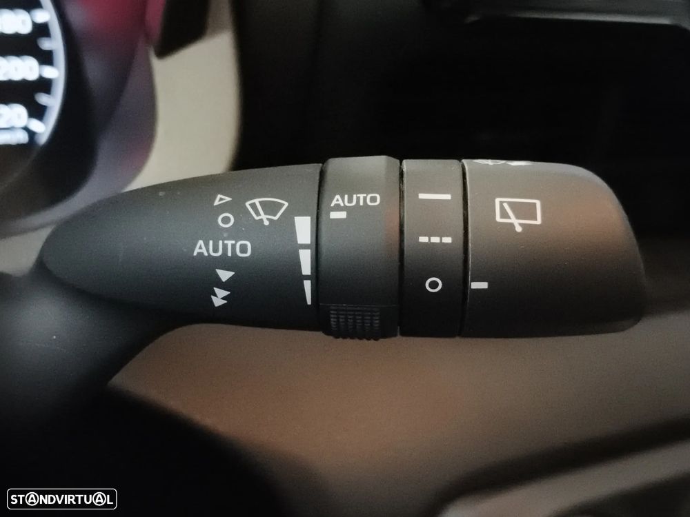 Toyota Yaris 1.0 VVT-i Comfort Plus - 21