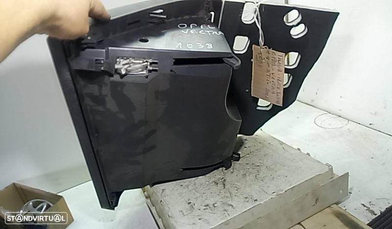 Porta Luvas Opel Vectra C (Z02) - 2