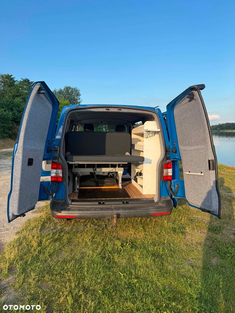 Volkswagen Transporter T5 campervan - 12