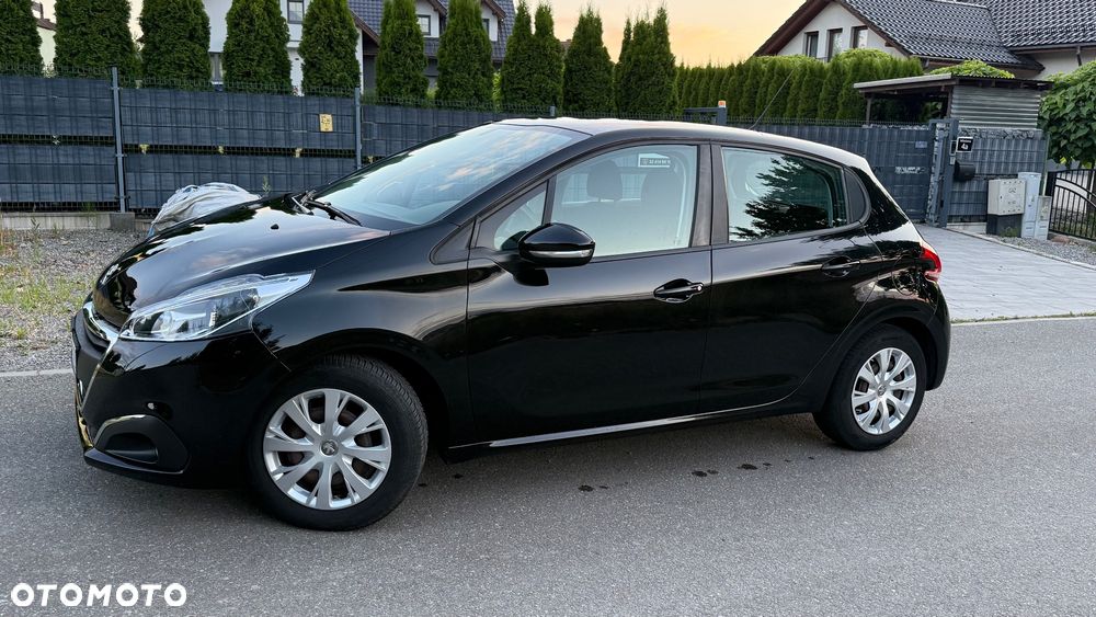 Peugeot 208 - 21