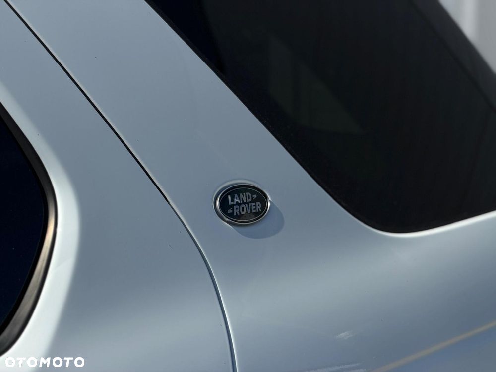 Land Rover Discovery Sport 2.0 D200 mHEV Dynamic SE - 9