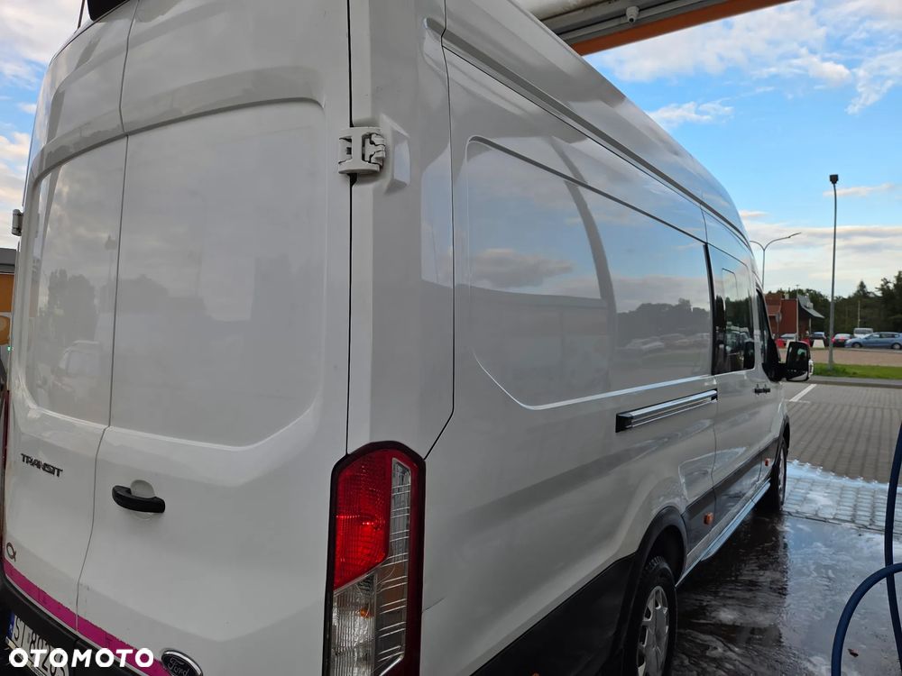 Ford Transit - 10