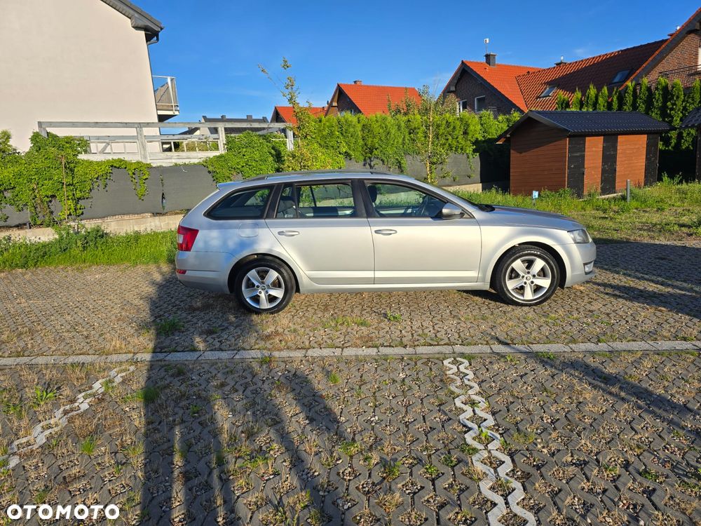 Skoda Octavia 1.6 TDI Ambition - 4