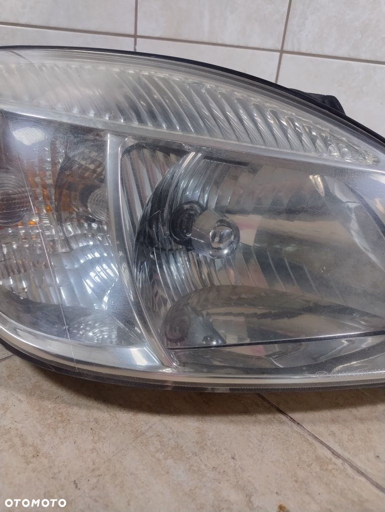 Kia Rio 05-09 lampa reflektor prawy przód wysyłka olx - 3