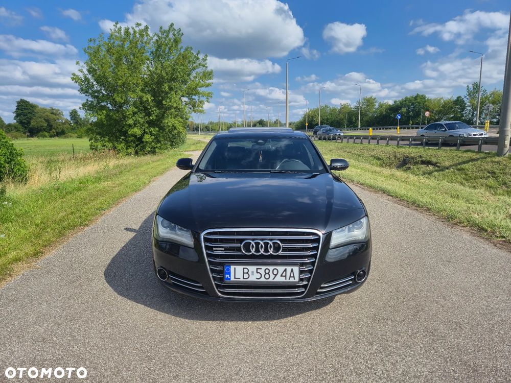 Audi A8 - 1