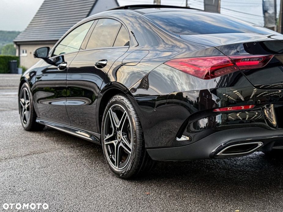 Mercedes-Benz CLA - 4