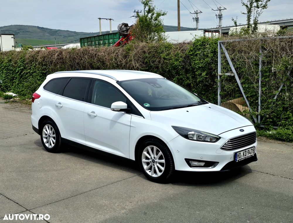 Ford Focus - 13